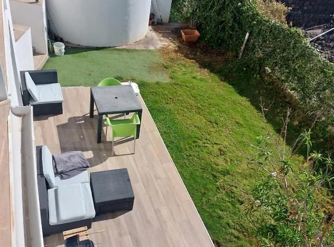 Апартаменти Modern With Private Pool