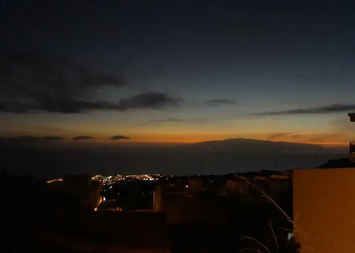 Апартаменти Modern With Private Pool