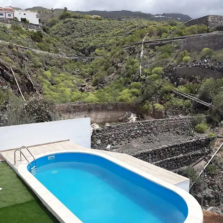 아파트 Modern With Private Pool 아데제